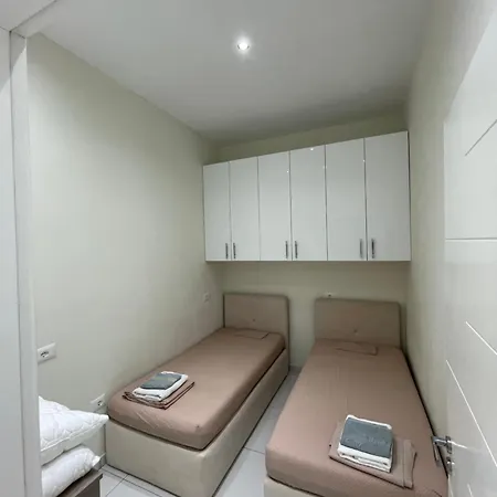 Blanco Apartment
